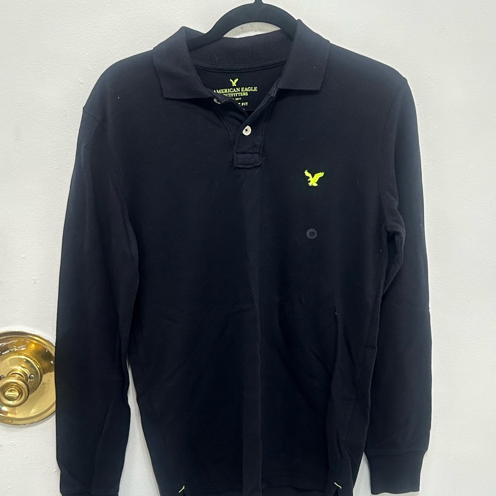 American Eagle Outfitters Men's Navy Polo Shirt with Neon Logo